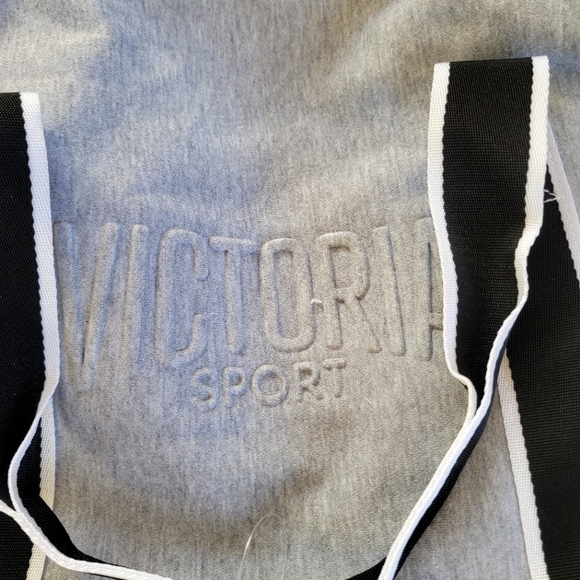 NWT Victoria's Secret Sport Duffle Bag - Picture 2 of 7